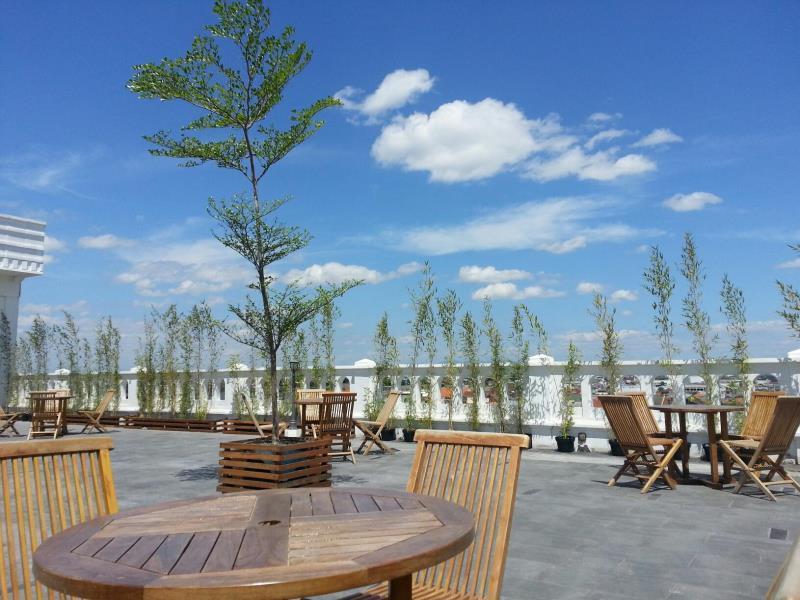 Amarelo Hotel Solo Екстериор снимка