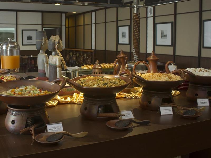 Amarelo Hotel Solo Екстериор снимка