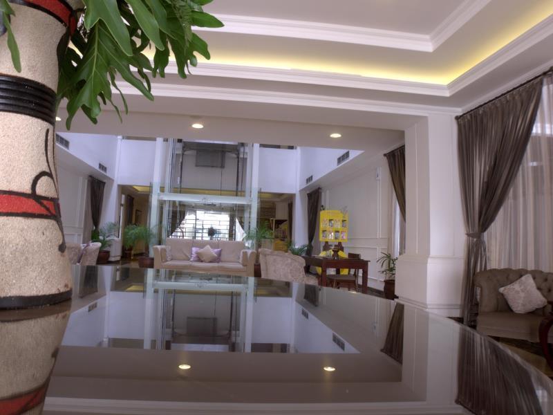 Amarelo Hotel Solo Екстериор снимка