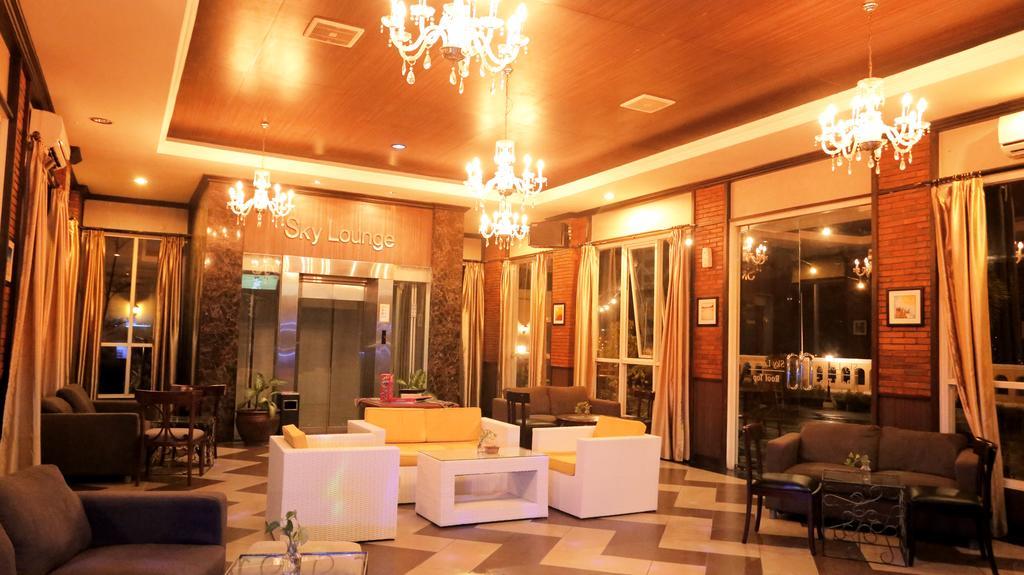 Amarelo Hotel Solo Екстериор снимка