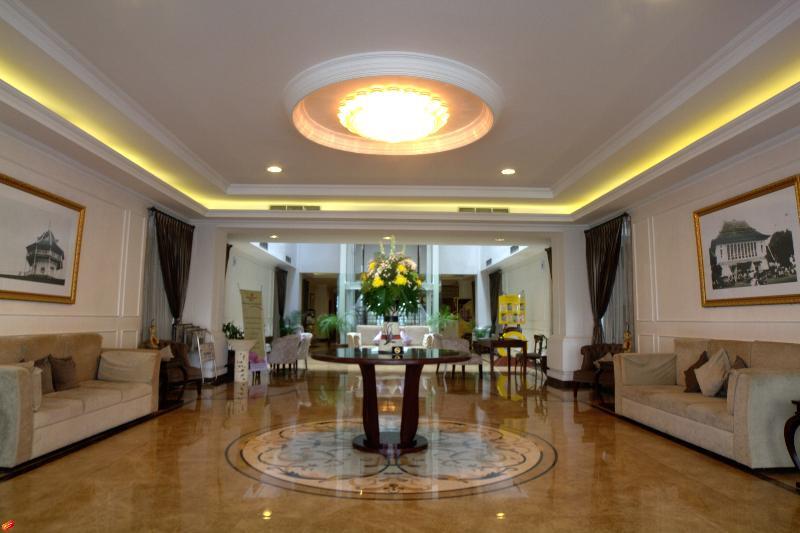 Amarelo Hotel Solo Екстериор снимка